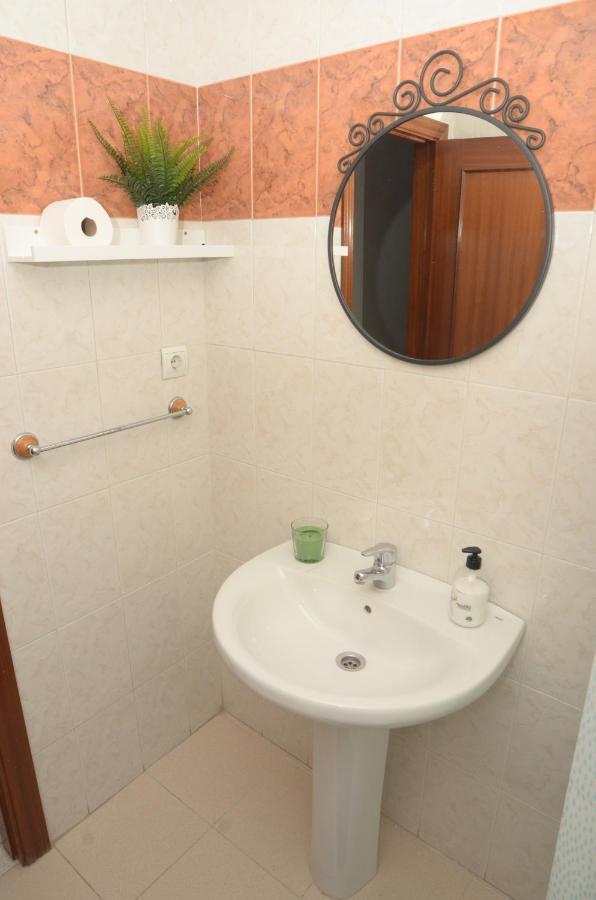 Habitacion Grande Con Terraza Privada, Malaga Centro Ngoại thất bức ảnh