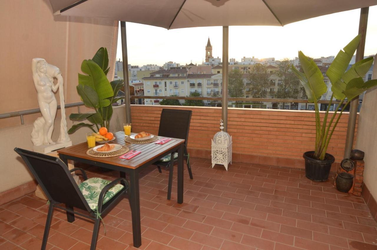 Habitacion Grande Con Terraza Privada, Malaga Centro Ngoại thất bức ảnh